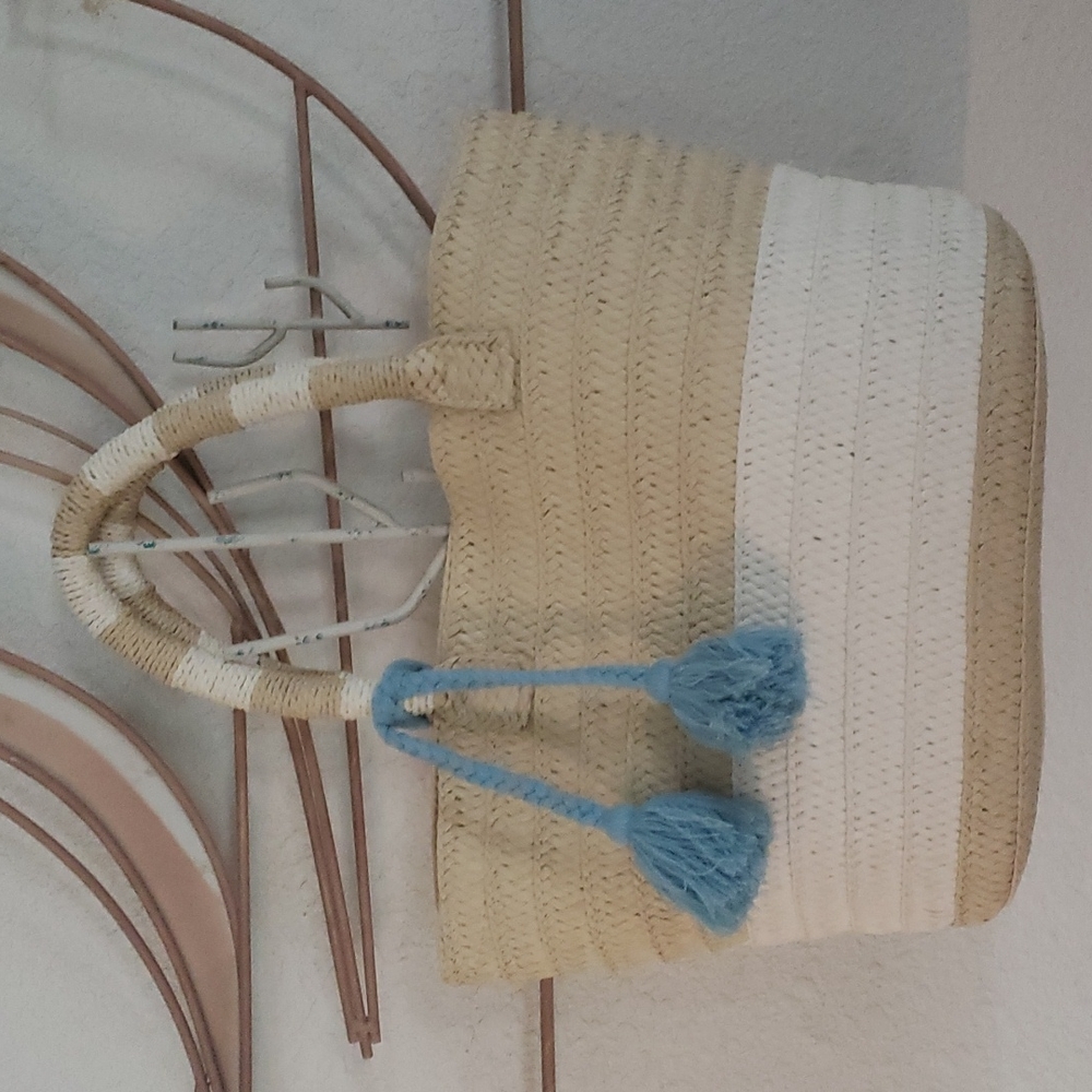 Altru Straw Bag "Made for Good"